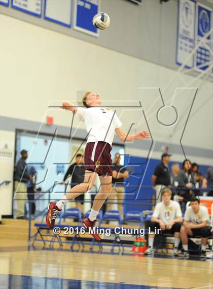 Thumbnail 3 in Cathedral vs. Valley Christian (CIF SS D3 Final) photogallery.