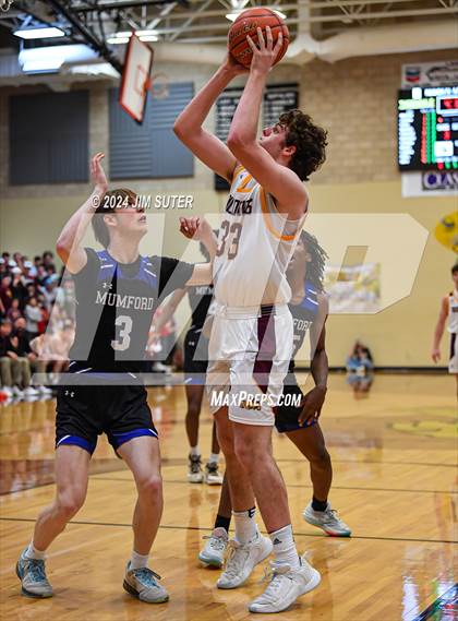 Thumbnail 2 in Thorndale vs Mumford (UIL 2A Reg IV Area) photogallery.