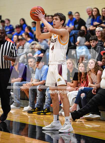 Thumbnail 1 in Thorndale vs Mumford (UIL 2A Reg IV Area) photogallery.