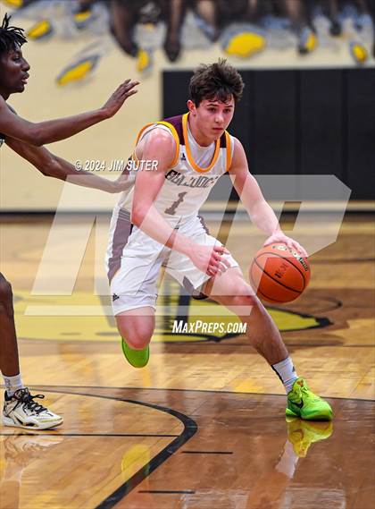 Thumbnail 1 in Thorndale vs Mumford (UIL 2A Reg IV Area) photogallery.