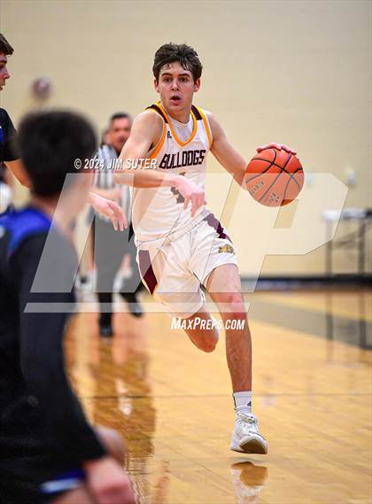 Thumbnail 2 in Thorndale vs Mumford (UIL 2A Reg IV Area) photogallery.