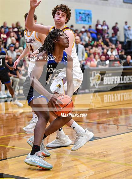 Thumbnail 3 in Thorndale vs Mumford (UIL 2A Reg IV Area) photogallery.