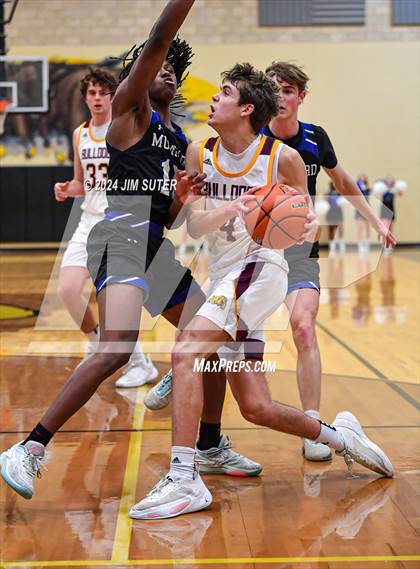 Thumbnail 3 in Thorndale vs Mumford (UIL 2A Reg IV Area) photogallery.