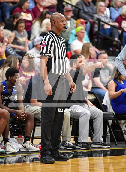 Thumbnail 1 in Thorndale vs Mumford (UIL 2A Reg IV Area) photogallery.