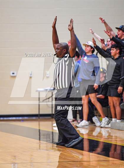 Thumbnail 1 in Thorndale vs Mumford (UIL 2A Reg IV Area) photogallery.