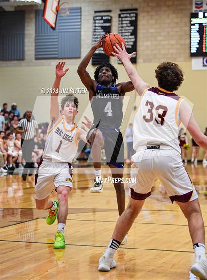 Thumbnail 1 in Thorndale vs Mumford (UIL 2A Reg IV Area) photogallery.