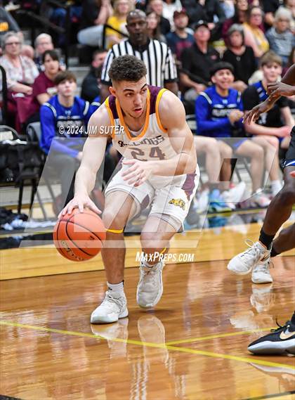 Thumbnail 1 in Thorndale vs Mumford (UIL 2A Reg IV Area) photogallery.