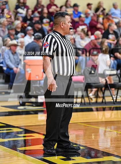 Thumbnail 1 in Thorndale vs Mumford (UIL 2A Reg IV Area) photogallery.