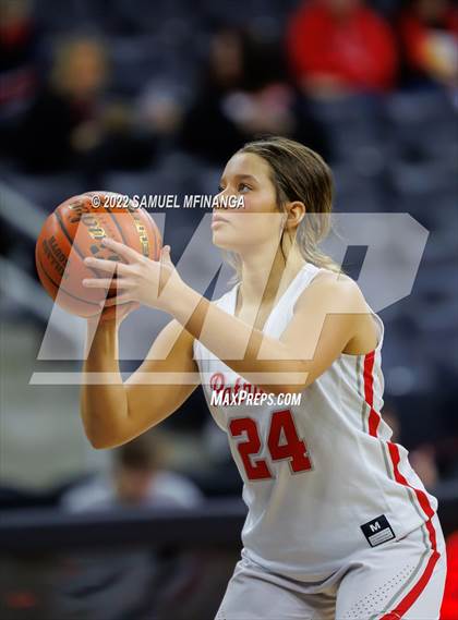 Thumbnail 2 in Benson vs. Millard South photogallery.