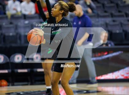 Thumbnail 2 in Benson vs. Millard South photogallery.