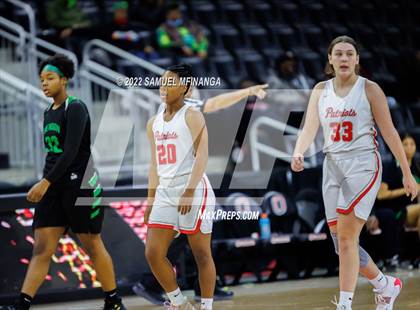 Thumbnail 2 in Benson vs. Millard South photogallery.