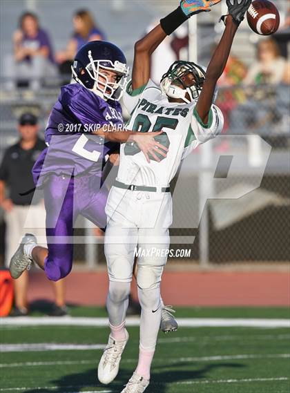 Thumbnail 2 in Carlsbad vs. Oceanside photogallery.