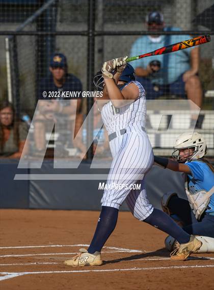 Thumbnail 1 in Pope @ Marist photogallery.