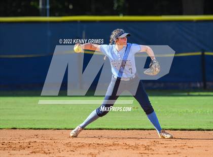 Thumbnail 1 in Pope @ Marist photogallery.
