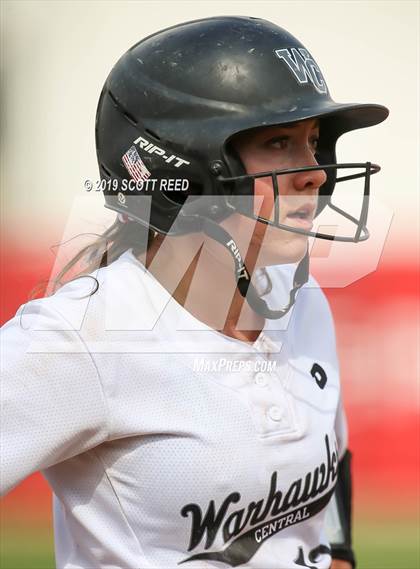 Thumbnail 3 in Mount Vernon @ Westerville Central (OHSAA DI Columbus Regional Final) photogallery.