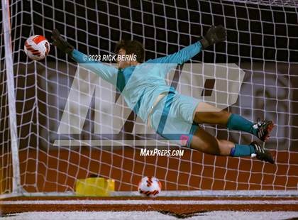 Thumbnail 2 in Magnolia vs A&M Consolidated photogallery.