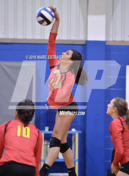 Thumbnail 2 in Tampa Prep vs Sarasota Christian (2016 9th Annual Mustang Invitational) photogallery.