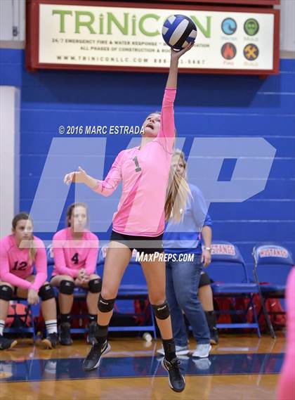 Thumbnail 2 in Tampa Prep vs Sarasota Christian (2016 9th Annual Mustang Invitational) photogallery.