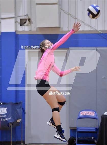 Thumbnail 2 in Tampa Prep vs Sarasota Christian (2016 9th Annual Mustang Invitational) photogallery.