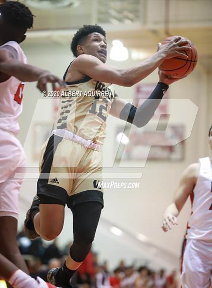 Thumbnail 2 in Warren Central @ Pike photogallery.