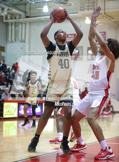 Thumbnail 2 in Warren Central @ Pike photogallery.