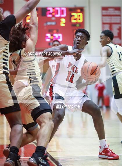 Thumbnail 2 in Warren Central @ Pike photogallery.