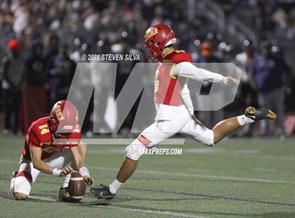 Thumbnail 3 in Chaminade vs. Cathedral Catholic (Honor Bowl) photogallery.