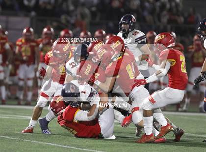 Thumbnail 3 in Chaminade vs. Cathedral Catholic (Honor Bowl) photogallery.