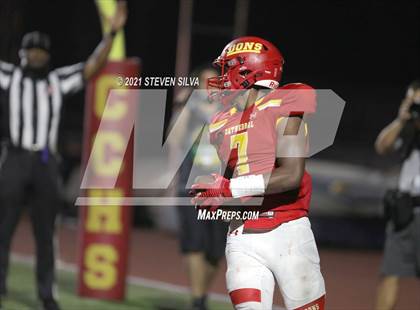 Thumbnail 2 in Chaminade vs. Cathedral Catholic (Honor Bowl) photogallery.