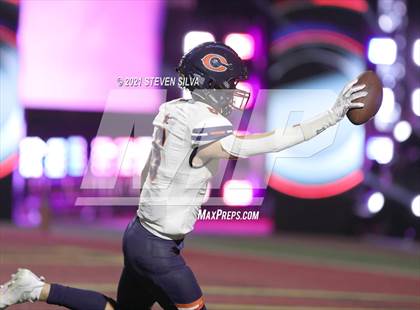 Thumbnail 2 in Chaminade vs. Cathedral Catholic (Honor Bowl) photogallery.