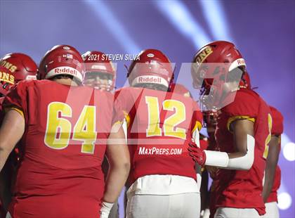 Thumbnail 2 in Chaminade vs. Cathedral Catholic (Honor Bowl) photogallery.