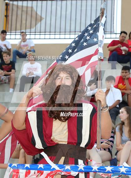 Thumbnail 1 in Chaminade vs. Cathedral Catholic (Honor Bowl) photogallery.