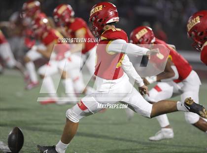 Thumbnail 3 in Chaminade vs. Cathedral Catholic (Honor Bowl) photogallery.