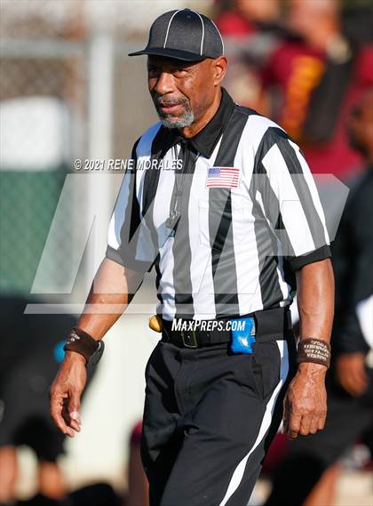 Thumbnail 2 in Dymally vs Eagle Rock (CIF LACS Round 1 D1 Playoff) photogallery.