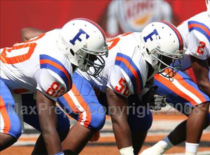 Thumbnail 3 in East St. Louis vs. Wayne (Kirk Herbstreit Varsity Football Series) photogallery.