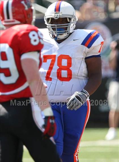 Thumbnail 1 in East St. Louis vs. Wayne (Kirk Herbstreit Varsity Football Series) photogallery.