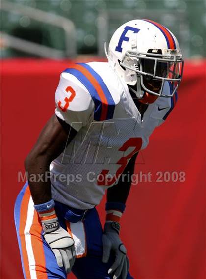 Thumbnail 2 in East St. Louis vs. Wayne (Kirk Herbstreit Varsity Football Series) photogallery.