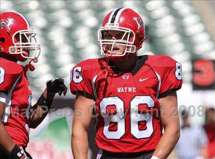 Thumbnail 3 in East St. Louis vs. Wayne (Kirk Herbstreit Varsity Football Series) photogallery.
