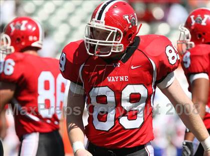 Thumbnail 1 in East St. Louis vs. Wayne (Kirk Herbstreit Varsity Football Series) photogallery.