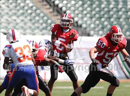 Thumbnail 3 in East St. Louis vs. Wayne (Kirk Herbstreit Varsity Football Series) photogallery.