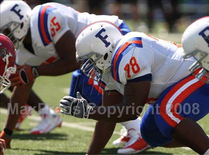 Thumbnail 2 in East St. Louis vs. Wayne (Kirk Herbstreit Varsity Football Series) photogallery.