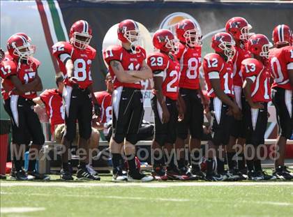 Thumbnail 2 in East St. Louis vs. Wayne (Kirk Herbstreit Varsity Football Series) photogallery.
