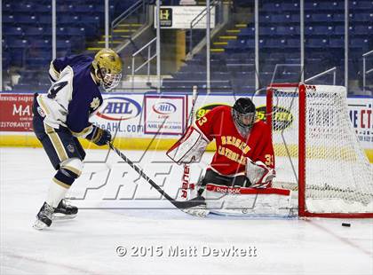 Thumbnail 3 in Notre Dame Catholic vs. Bergen Catholic (Notre Dame New Year's Invitational Semifinal) photogallery.