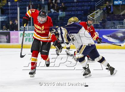Thumbnail 3 in Notre Dame Catholic vs. Bergen Catholic (Notre Dame New Year's Invitational Semifinal) photogallery.