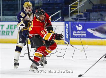 Thumbnail 3 in Notre Dame Catholic vs. Bergen Catholic (Notre Dame New Year's Invitational Semifinal) photogallery.