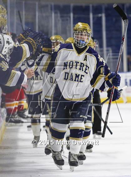 Thumbnail 1 in Notre Dame Catholic vs. Bergen Catholic (Notre Dame New Year's Invitational Semifinal) photogallery.