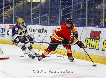 Thumbnail 3 in Notre Dame Catholic vs. Bergen Catholic (Notre Dame New Year's Invitational Semifinal) photogallery.