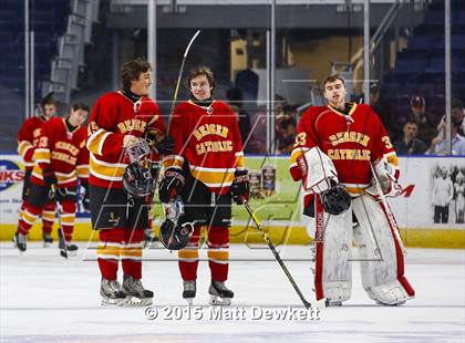 Thumbnail 2 in Notre Dame Catholic vs. Bergen Catholic (Notre Dame New Year's Invitational Semifinal) photogallery.