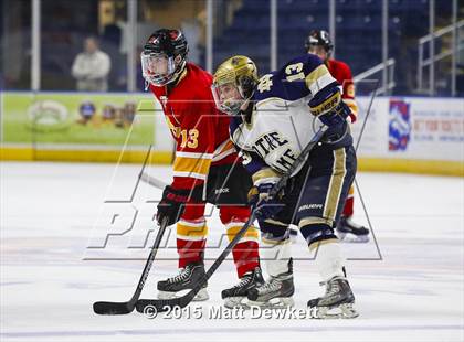 Thumbnail 3 in Notre Dame Catholic vs. Bergen Catholic (Notre Dame New Year's Invitational Semifinal) photogallery.
