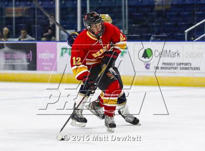 Thumbnail 2 in Notre Dame Catholic vs. Bergen Catholic (Notre Dame New Year's Invitational Semifinal) photogallery.